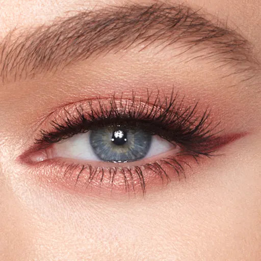 Eyeliner-Pillowtalk-Model-Packshot-Charlotte-Tilbury-Pillow-Talk-Beautifying-Eye-Filter-Set-Khayest