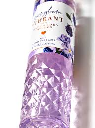 Gingham Vibrant Body Mist by Bath and Body Works 236ml 2