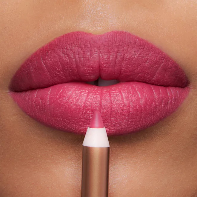 Charlotte-Tilbury-Lip-Cheat-Lip-Liner-lips