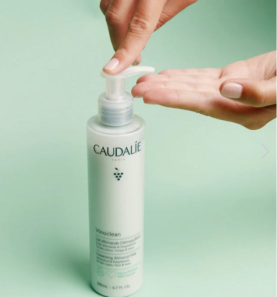 Caudalie Vinoclean Gentle Almond Milk Cleanser 200ml - Khayest