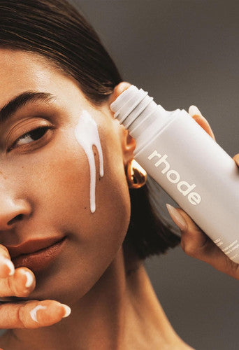 Rhode glazing milk skin Ceramide Facial Essence Face Serum 124ml