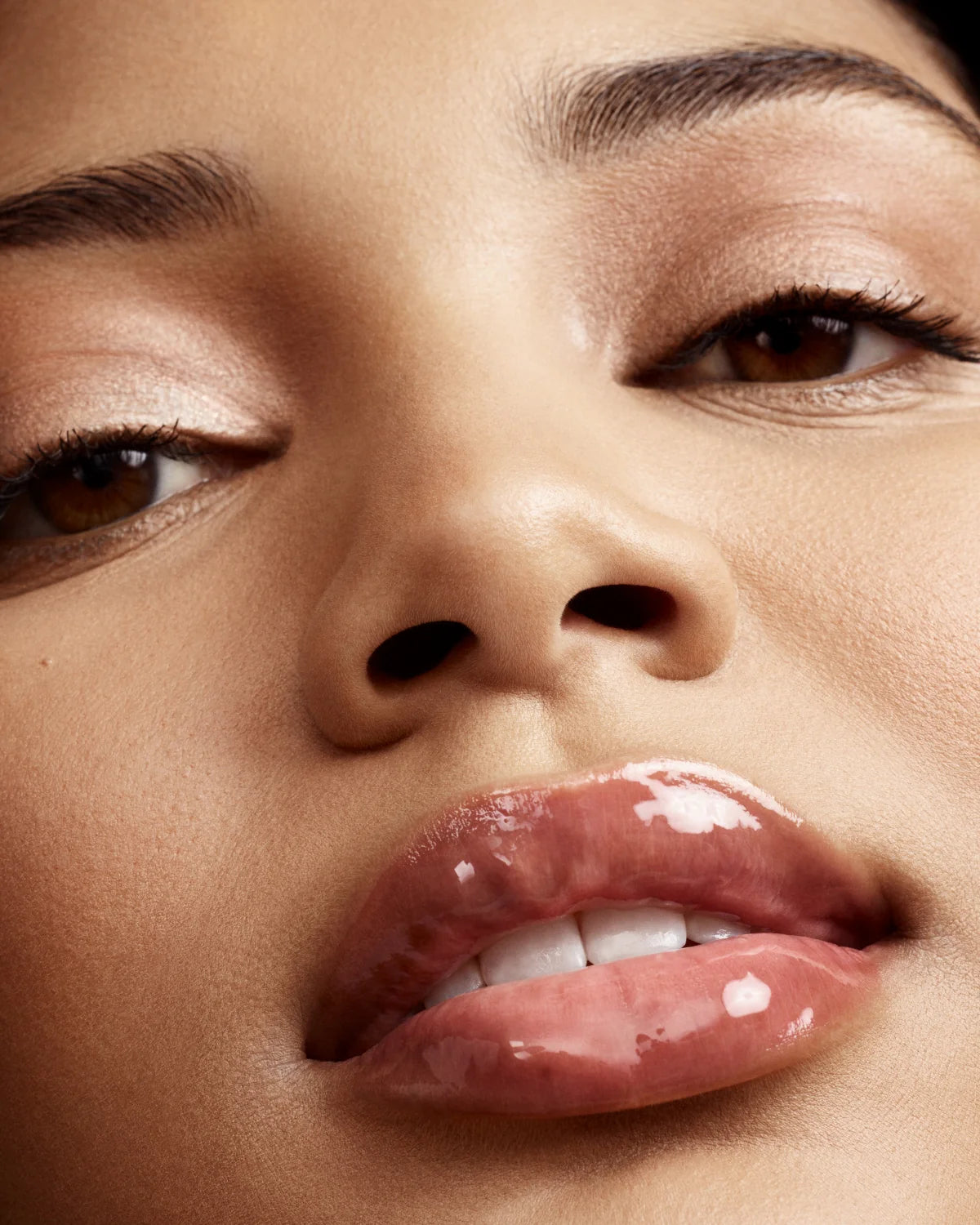 Fenty Beauty Gloss Bomb Heat Universal Lip Luminizer + Plumper - Khayest