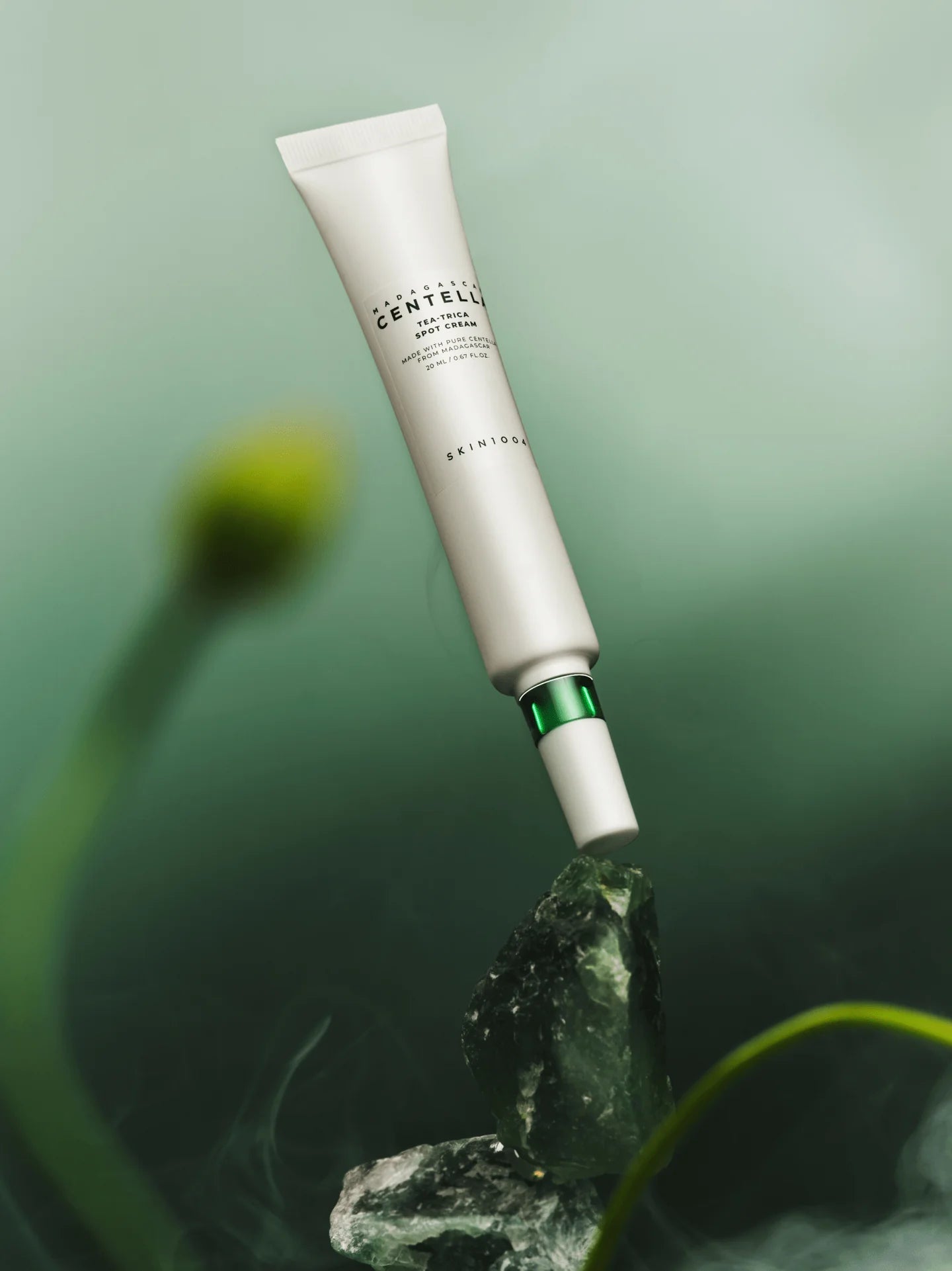 Skin1004 Centella Madagascar Tea Trica Spot Cream 20ml - Khayest