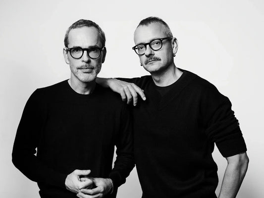 The Ultimate Viktor&Rolf Fragrance Guide: Flowerbomb vs Spicebomb 