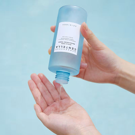 SKIN1004 Madagascar Centella Hyalu-Cica Brightening Toner 210ml - Khayest