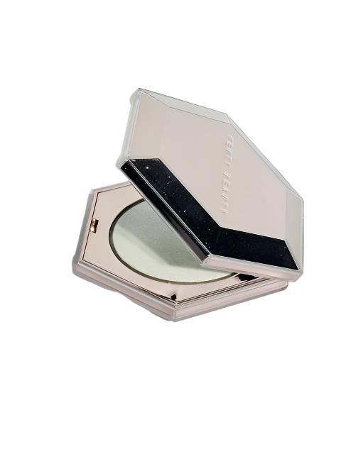 Fenty Beauty Diamond Bomb How Many Carats Highlighter - Khayest