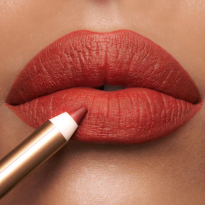 Charlotte-Tilbury-Lip-Cheat-Lip-Liner-lips