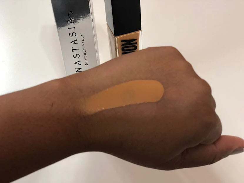 Anastasia Beverly Hills Luminous Foundation - Khayest