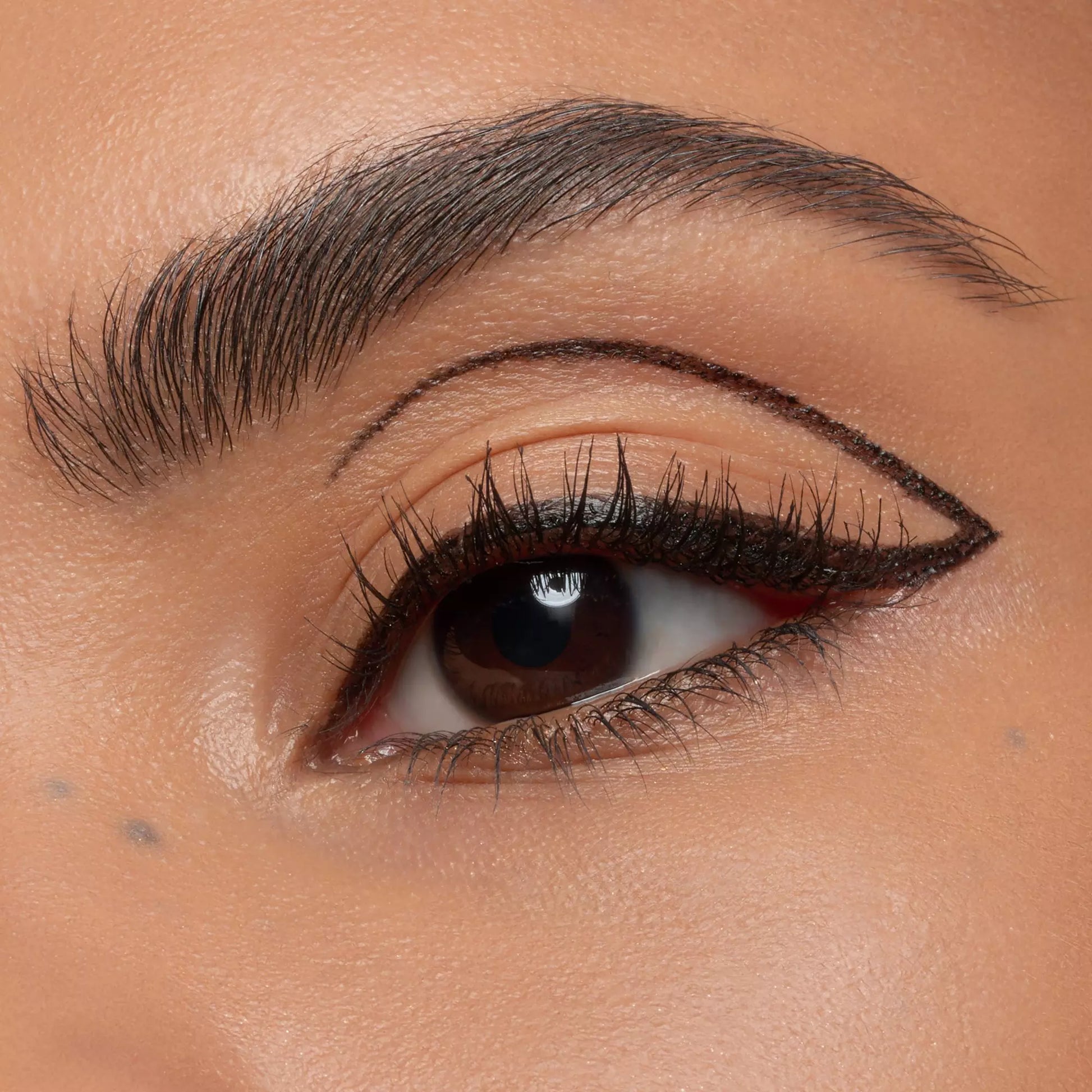Essence Eyeliner Pen Extra Long lasting 24h - Khayest
