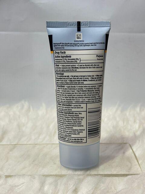 Neutrogena Ultra Sheer® Dry-Touch Sunscreen SPF 30 - Khayest
